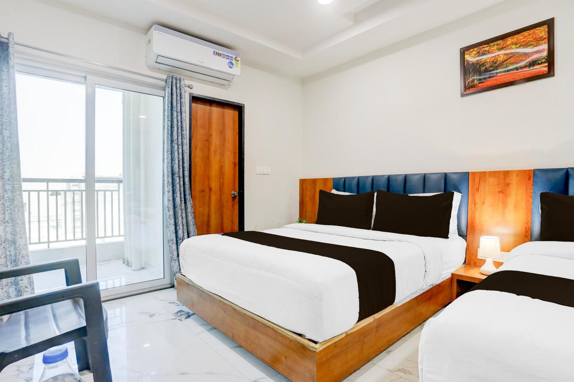 Super Townhouse Ambaji Formerly Hotel Kardhar Inn Eksteriør billede